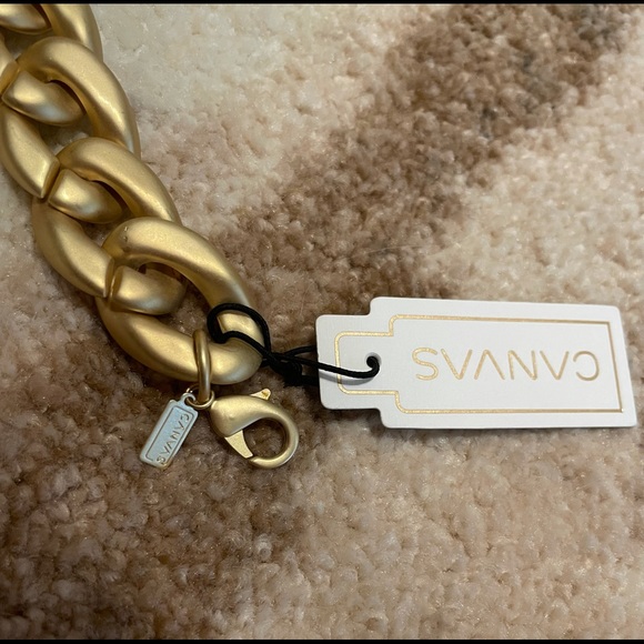 NWT Canvas Cerise Necklace in Gold Chunky Chain - Picture 4 of 4